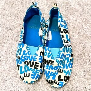 Frisxy Beach Slip-on Shoes Sz 6